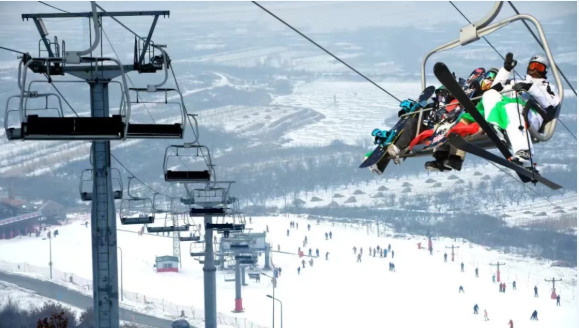 遼寧省蓋州市中和虹溪谷滑雪場(chǎng)